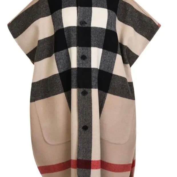 (급처)정품 버버리 리버시블 양면 케이프 현아 판쵸코트