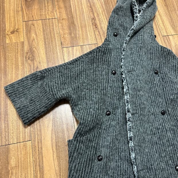 비대칭 사선 후드 자켓