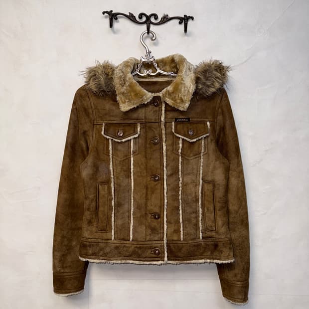 Mocha brown tie dye hood fur mustang 