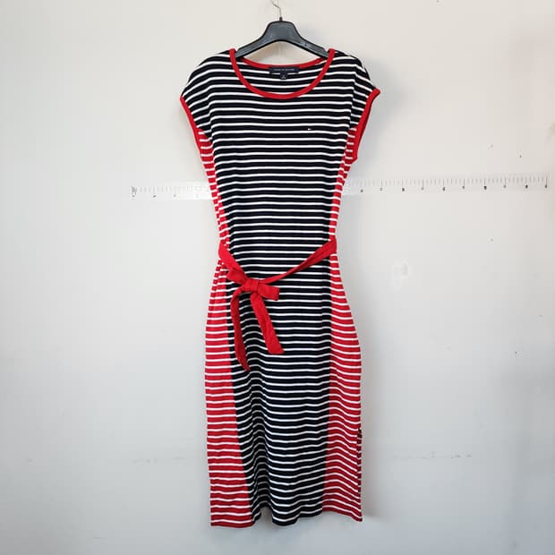 타미힐피거 스트라이프 린넨 원피스 레드벨트