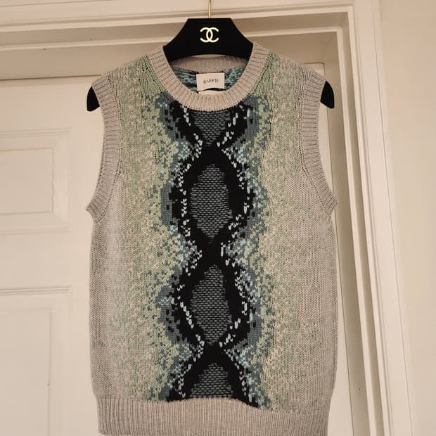 (정품)샤넬 배리 BARRIE 그린 니트 베스트