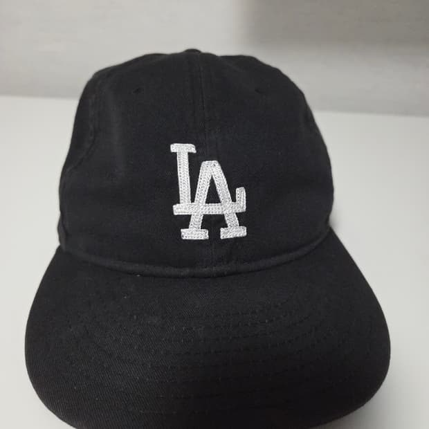 뉴에라 디스이즈네버댓 레트로크라운 rc950 캡