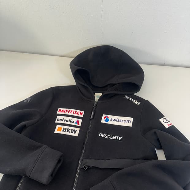 S 데상트 아우디 스위스 스키팀 후리스 후드집업