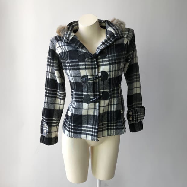 체크 퍼 후드 더플 숏 코트