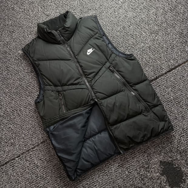 나이키 스톰핏 윈드러너 다운 베스트 3186