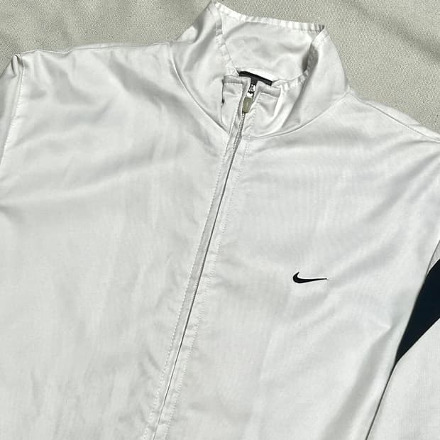 L 나이키 화이트 윈드브레이커 바람막이