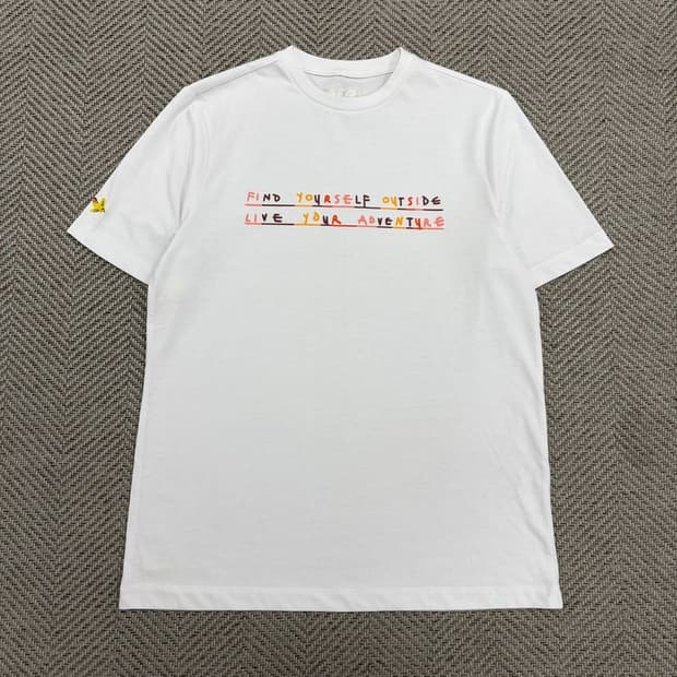 에디바우어 그래픽 티셔츠 v3149