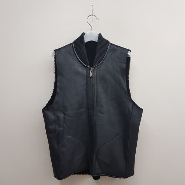 비이커 BAKER 양모 리버시블 무스탕 베스트 2사이즈