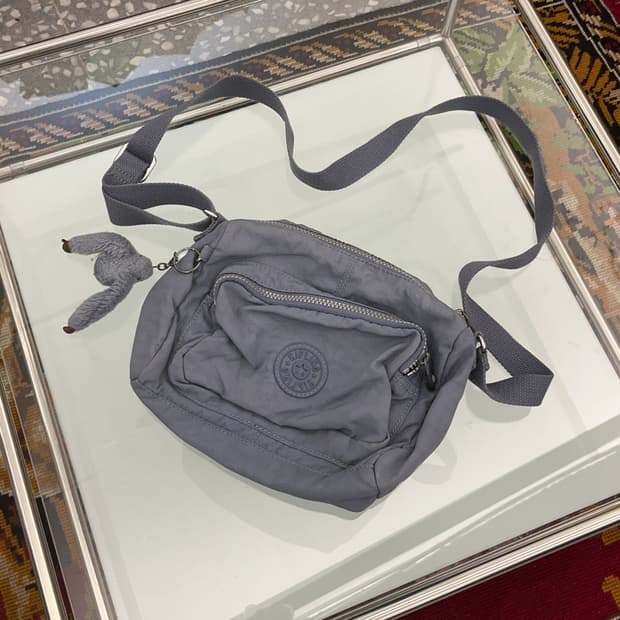 키플링 Y2K 빈티지 파스텔 크로스백 C06333