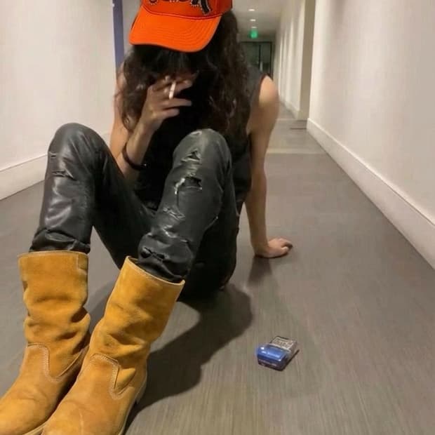 Skoloct 갱 머니 💲🔫스냅백 오렌지