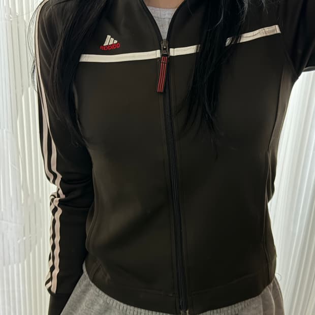 아디다스 브라운 져지 85