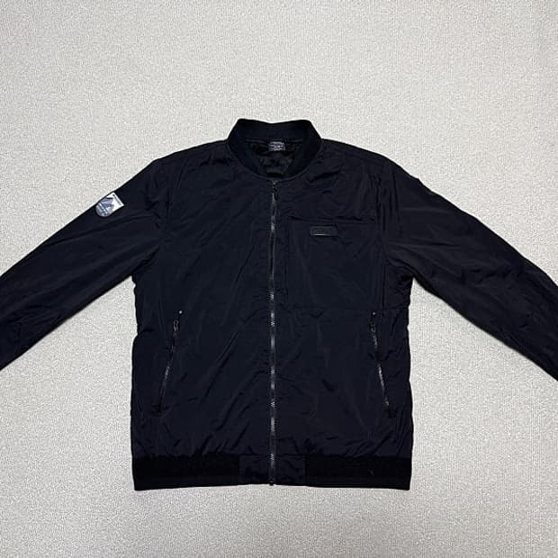 디스커버리 경량자켓 남성용 105사이즈ㅐ