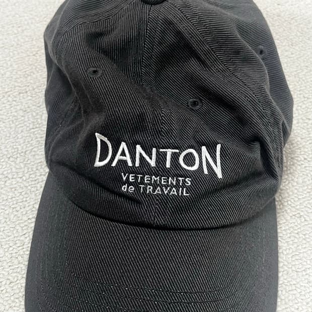 단톤 카키 그레이 볼캡