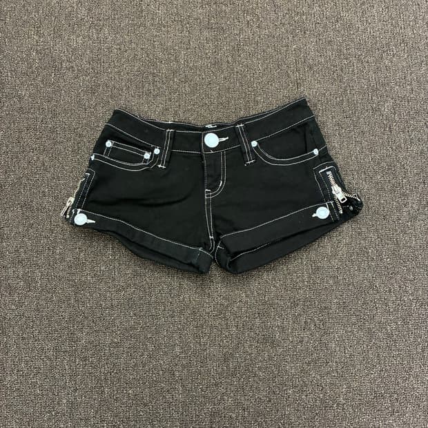 M)Loe style 빈티지 여성 스티지 디테일 흑청 숏팬츠