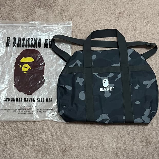 미사용 베이프 잡지부록 카모 더플백 보스턴백