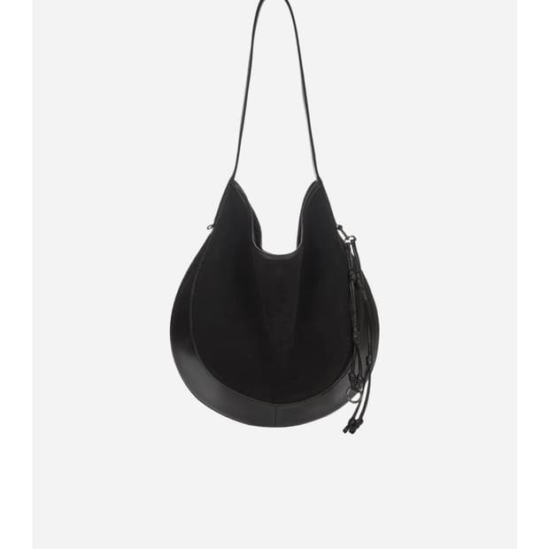 콰니백 Curvee Hobo Suede Bag Black