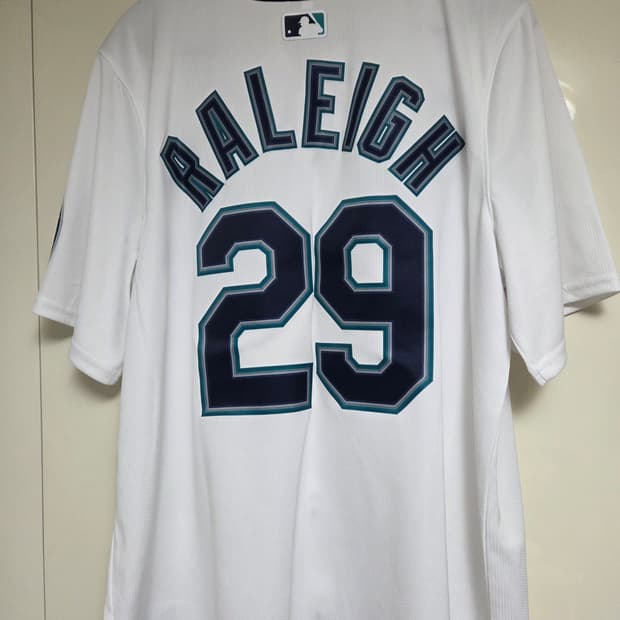 칼 랄리 시애틀 매리너스 리미티드 플레이어 유니폼