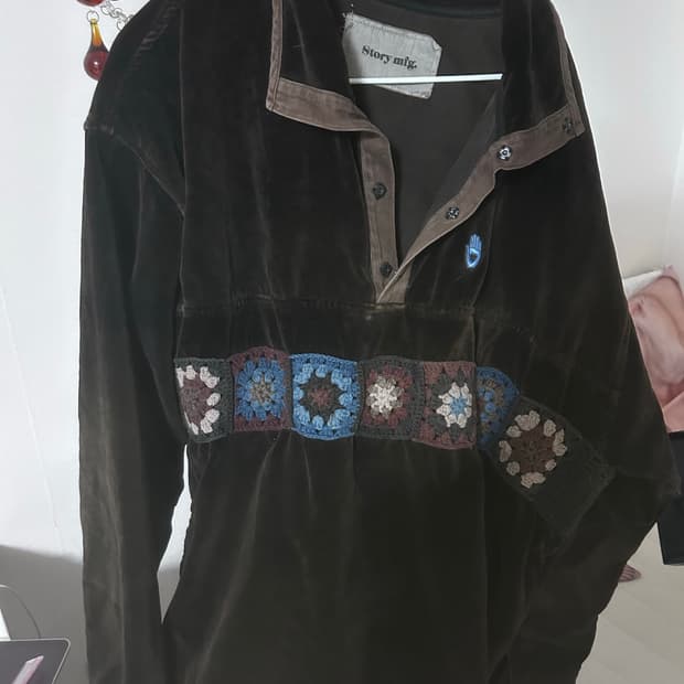 Story mfg 풀오버 브라운