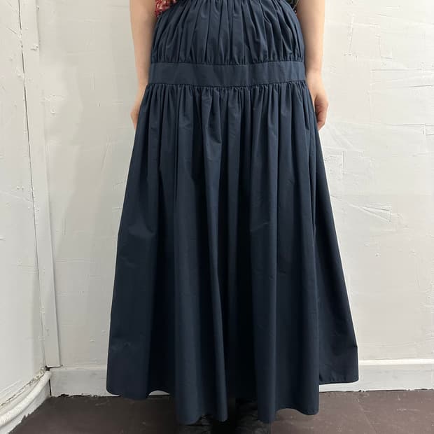 theiron navy long skirt