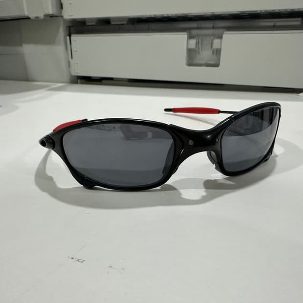 오클리 엑스메탈 줄리엣 두가티 콜라보