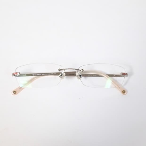 CHANEL 샤넬 빈티지 무테 실버 핑크 안경