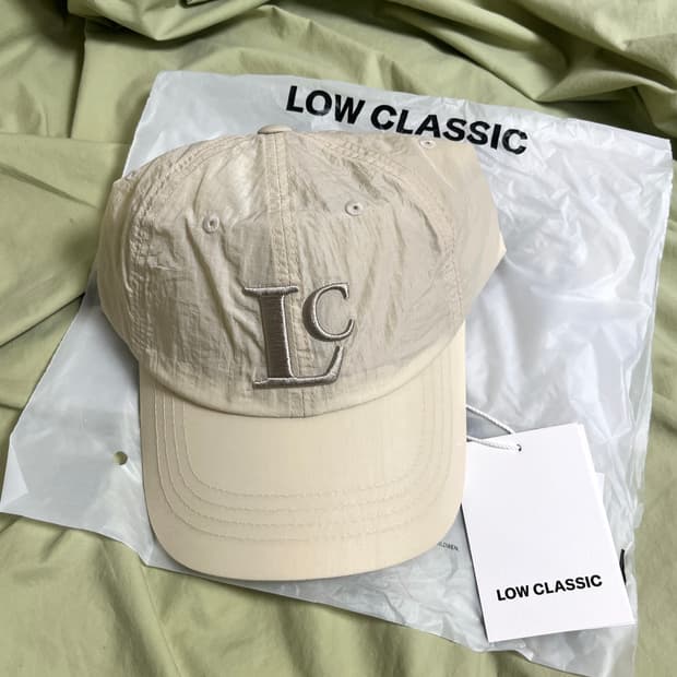 로우클래식 나일론 모자 베이지 새제품