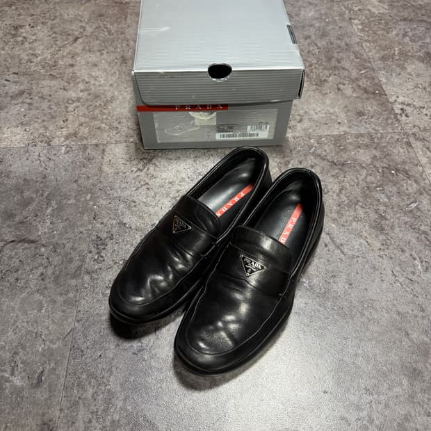 프라다 리네아로사 로퍼 36