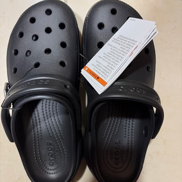 크록스 플랫폼 크로그 블랙 250mm 새상품