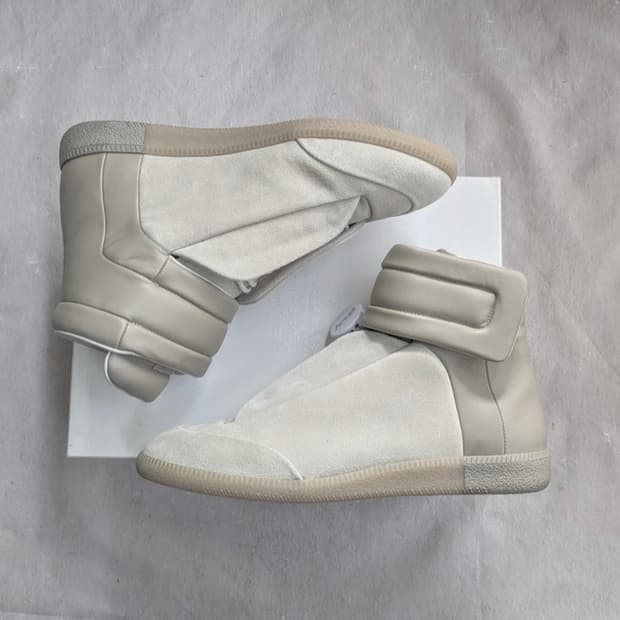 마르지엘라 퓨처 하이탑 베이지 43