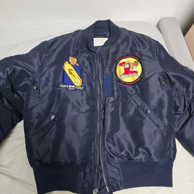 (42)버즈릭슨 B15C 판매합니다 (42)  MA1 