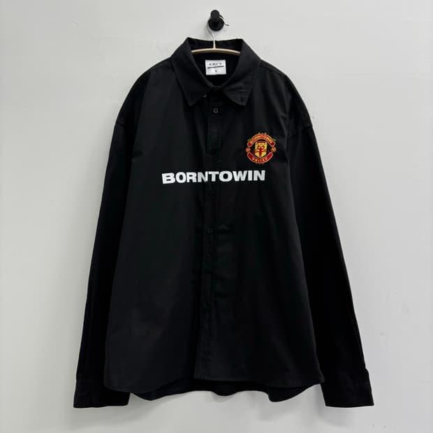 본투윈 BORNTOWIN 유나이티드 로고 그래픽 셔츠