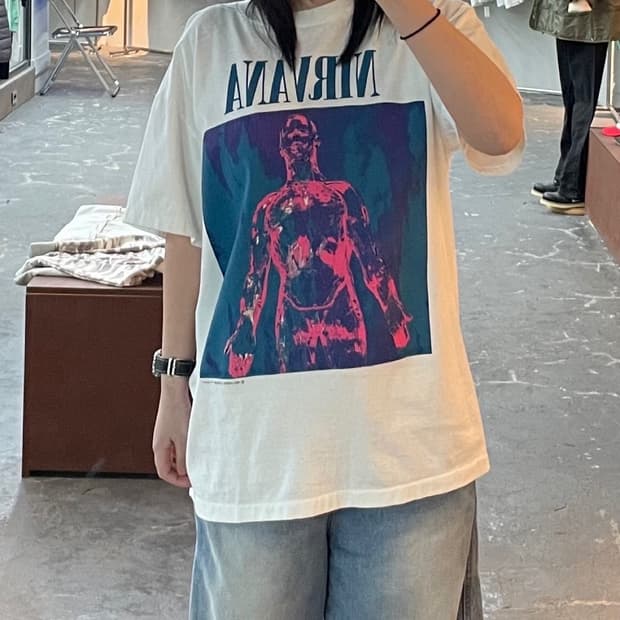 너바나슬리버 반팔 H1471