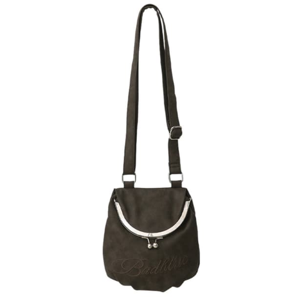 배드블루 레더 숄더백 브라운