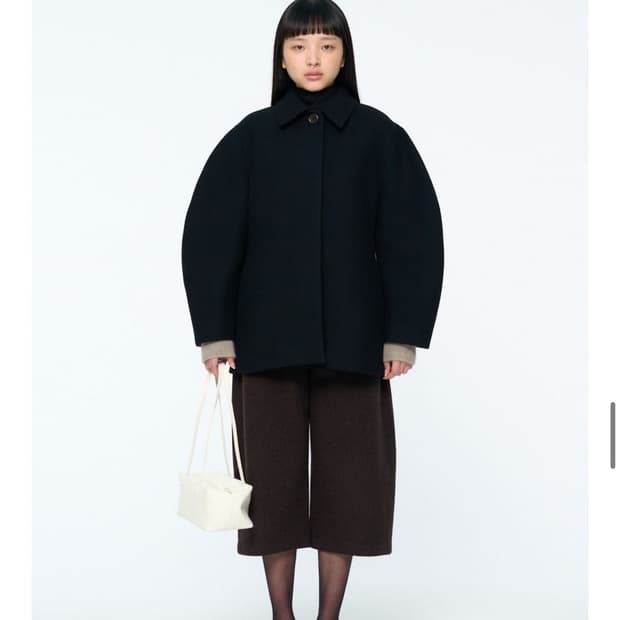 구해요) 아모멘토 아워글래스코트 1사이즈