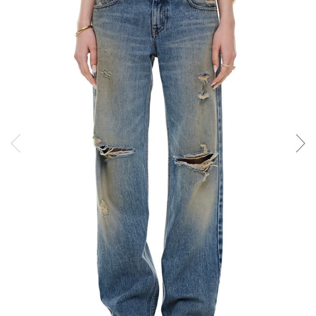 LOW RISE STRAIGHT-FIT DAMAGED JEANS