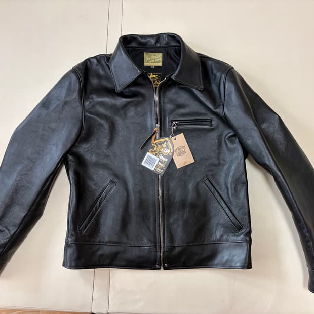 리얼맥코이 넬슨 42사이즈 새제품 팝니다.