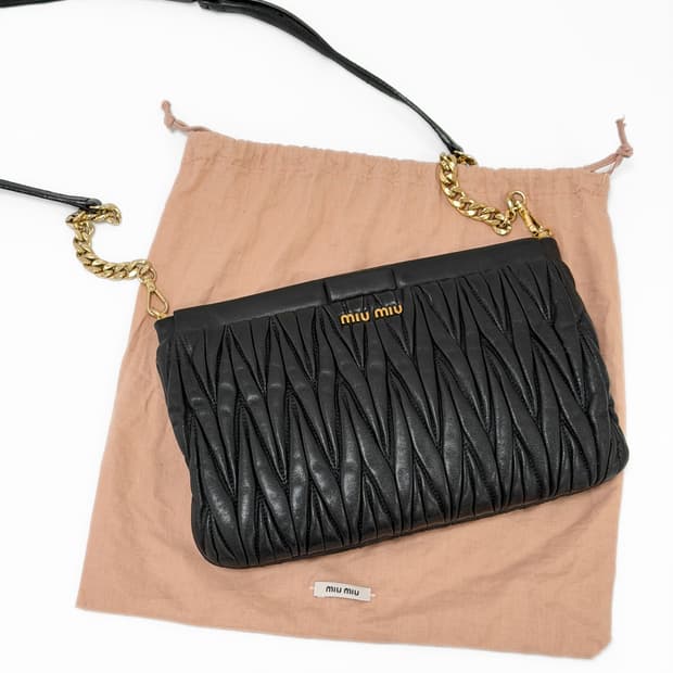 미우미우 나파 레더 마테라쎄 크로스백