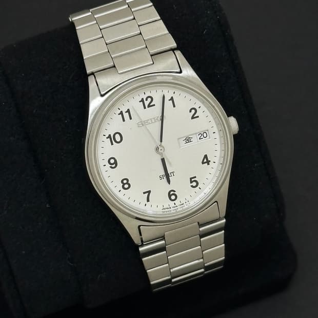 세이코 스피릿 숫자 인덱스 쿼츠 시계