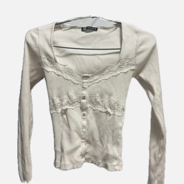 zara lace deep square-neck longsleeve