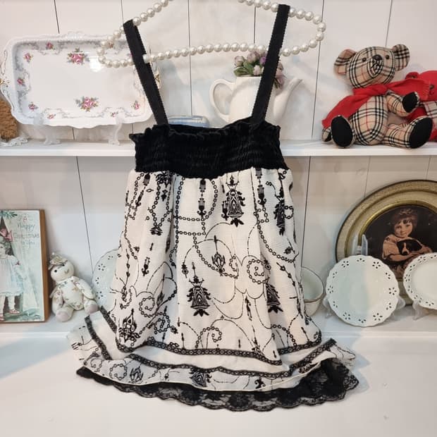 axes femme 악시즈팸므 고딕 레이스 프릴 슬리브리스