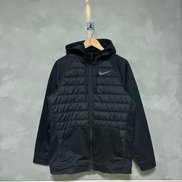 나이키 써마 윈터라이즈 풀집 후디 경량 패딩
