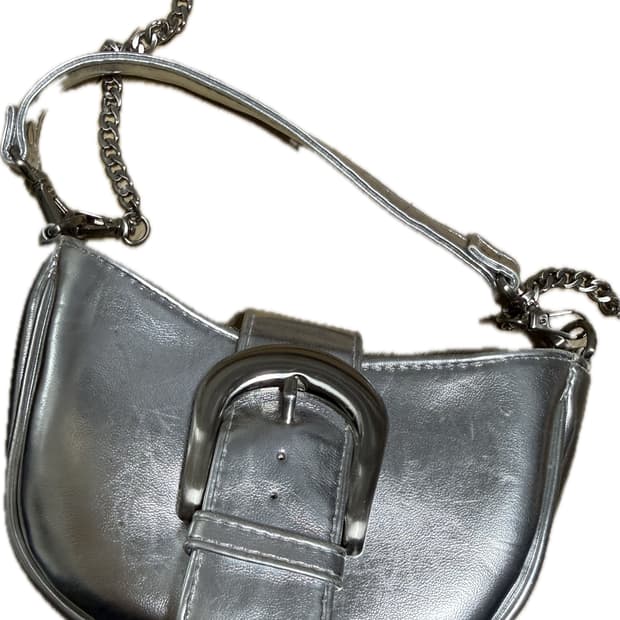 큐리티 버클 마이크로 미니백 실버