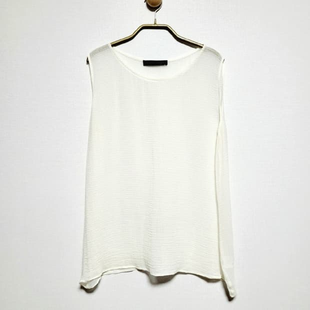 파비아나 필리피 코튼실크 시스루 슬리브리스 블라우스 (5566) 상태최상