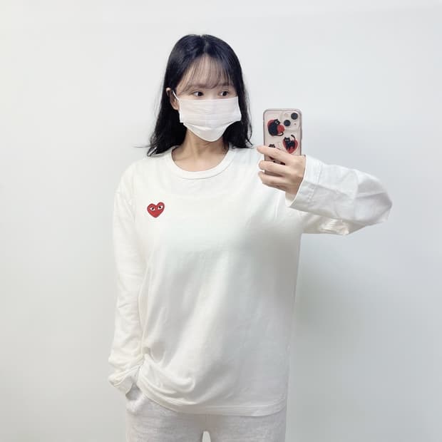 꼼데가르송 하트 와펜 롱슬리브 화이트
