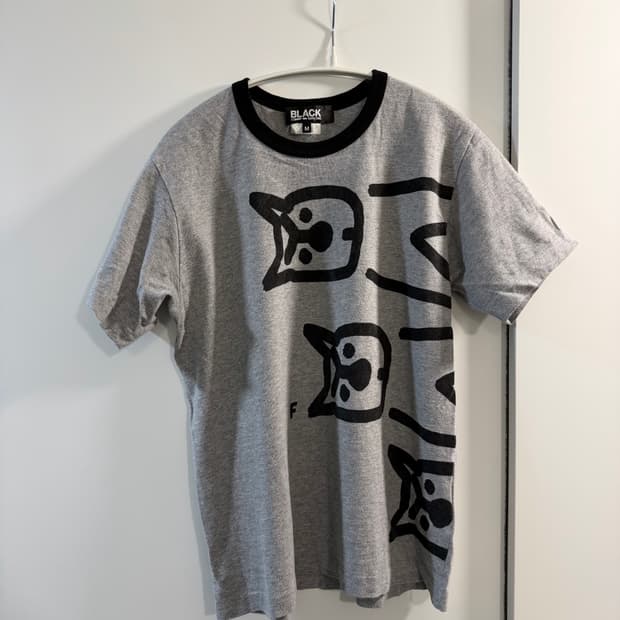 꼼데가르송 반팔 티셔츠 