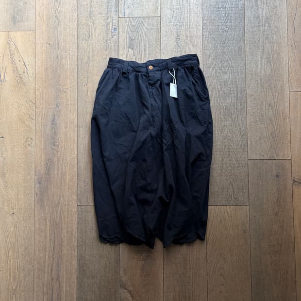 Scalloped Hem Maxi Skirt