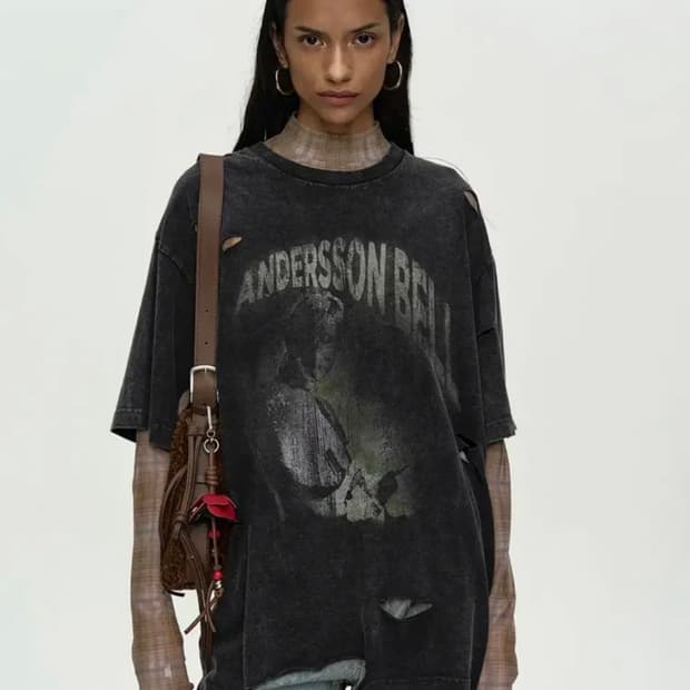 앤더슨벨 레이어드 티셔츠 차콜S