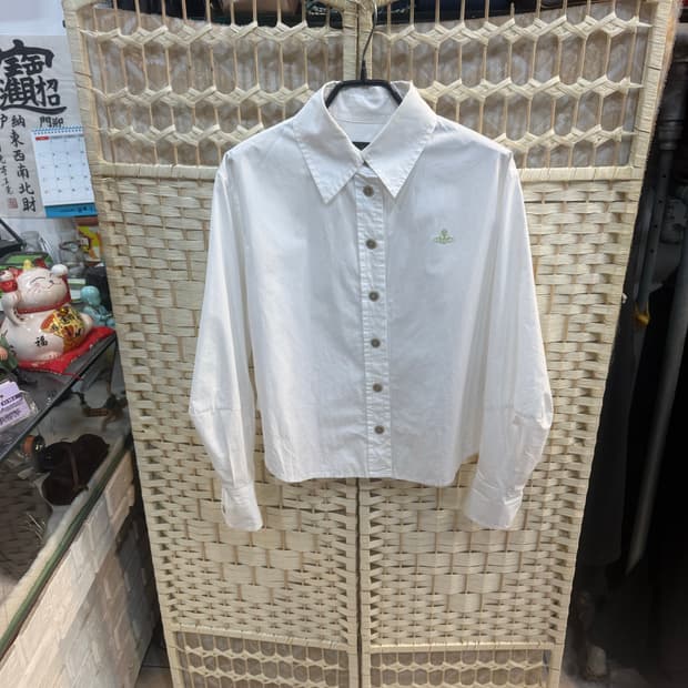 38/44-55/22ss 정품 비비안웨스트우드 셔츠 팝니다