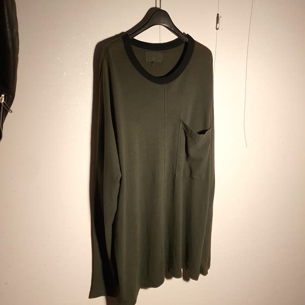 Yoko sakamoto center front long sleeve