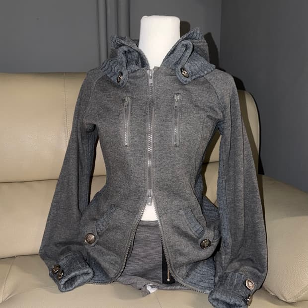 high-neck ribbed detail hood zip-up